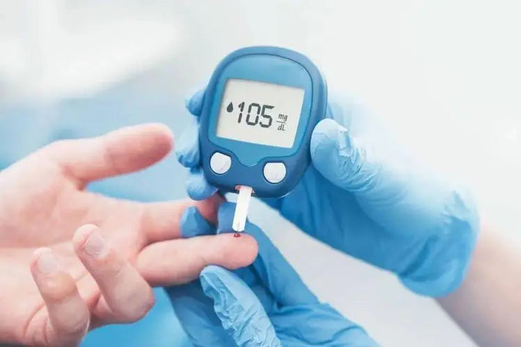 Diabetic patients soak their feet in hot water for 20 minutes and their feet are festered and necrotic